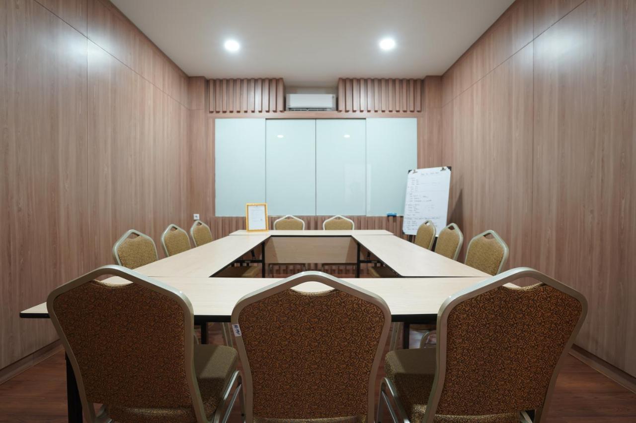 Alam Hotel By Cordela Medan Exterior photo